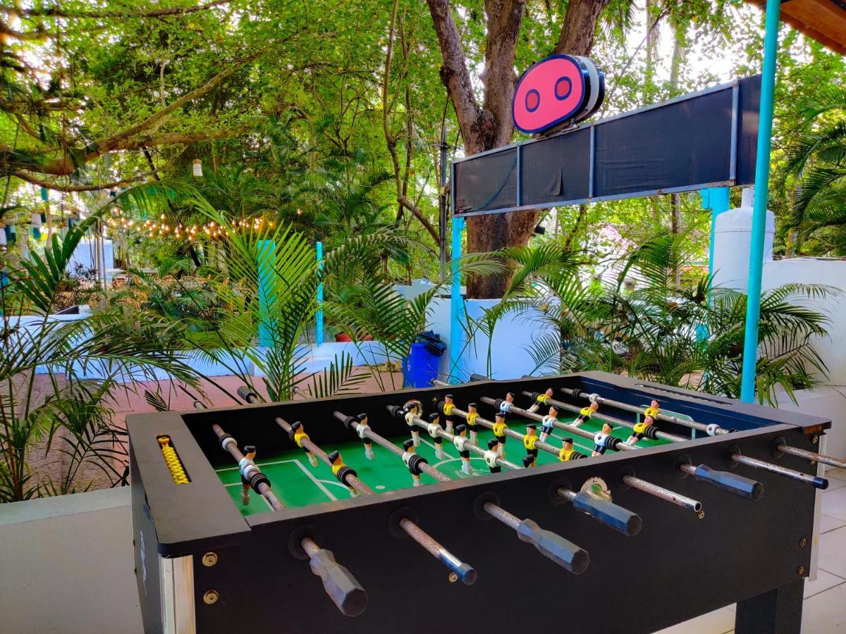 Piggy Calangute By Urban Nomads - Dorms & Pvt Rooms GOA Exterior foto