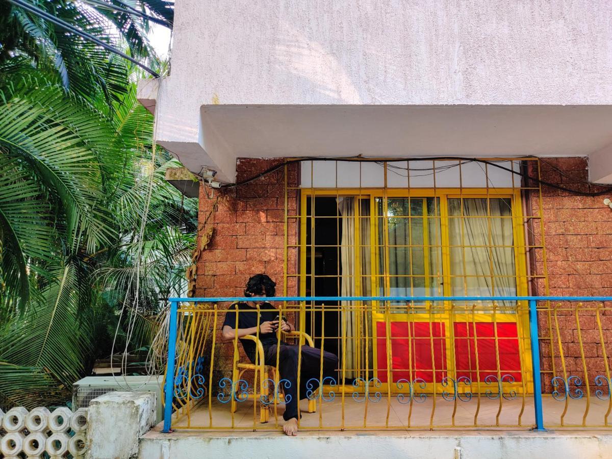 Piggy Calangute By Urban Nomads - Dorms & Pvt Rooms GOA Exterior foto